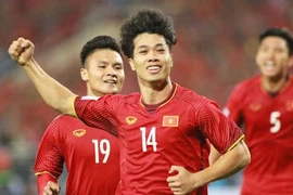 Quỹ bóng đá thuộc VinGroup mua đội bóng châu Âu dự Champions League, cơ hội cho Quang Hải, Công Phượng đối đầu Ronaldo, Messi đang tới gần?