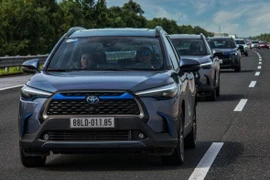 Hết giảm phí trước bạ, xe nhập khẩu Toyota tăng trưởng mạnh 