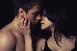 Nghi ngờ vợ là gái hư