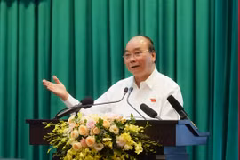 Phía trước là tháng 10