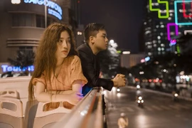 Vì sao tân binh và ca khúc lạ thắng thế?