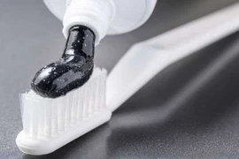 Mài dao bằng kem đánh răng