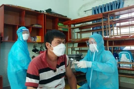 81% trường hợp tiêm đủ liều văcxin đều không có triệu chứng khi nhiễm Covid-19