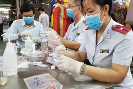 Đẩy mạnh kiểm tra, giám sát ATTP, chuyển từ tiền kiểm sang hậu kiểm.