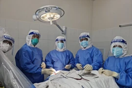  Không ngừng chiến đấu vì sự sống bệnh nhân