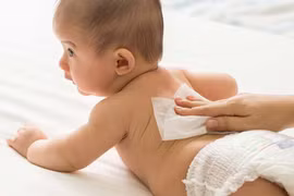 Chăm sóc da trẻ khi chuyển mùa