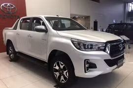 Phân khúc bán tải tháng 3: Toyota Hilux tăng trưởng mạnh, Ford Ranger tiếp tục giữ ngôi vương