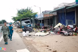 Hiện trường vụ xe tải lao vào chợ làm 5 người chết