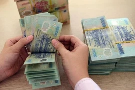 Thực hư câu chuyện ngân hàng tích cực phát hành trái phiếu lãi suất thấp?