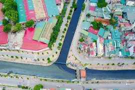 Mỗi ngày các dòng sông Hà Nội nhận 600.000 m3 nước thải