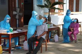 Sở Y tế TPHCM giải thích việc Việt Á đặt máy xét nghiệm RT-PCR tại Bệnh viện Ung bướu cơ sở 2 