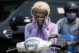 Vì sao TP.HCM nắng nóng diện rộng?