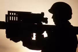 Europol lo ngại vũ khí viện trợ cho Ukraine rơi vào tay các nhóm tội phạm châu Âu