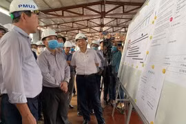 Sửa chữa mặt cầu Thăng Long: Tại sao lại chọn nhà thầu đã thất bại năm 2009?