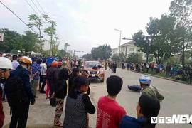 Nhiều người bị thương sau khi ô tô “điên” lao vào tổ CSGT