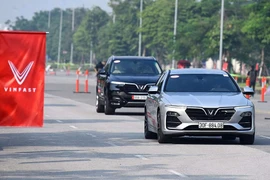 VinFast điều chỉnh giá bán hai dòng xe Lux SA2.0 và Lux A2.0