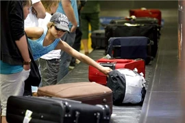 Khách bay được tăng trọng lượng hành lý xách tay lên 12kg