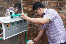 Máy đốt rác kết hợp đun nước sôi