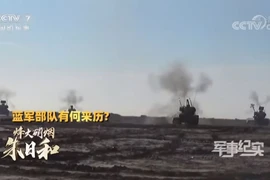 Trung Quốc tung video "khoe" cảnh huấn luyện diễn tập chiến đấu hiện đại của quân đội 