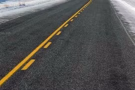 Sơn vạch kẻ đường dẫn hướng bằng laser