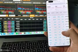 Dòng tiền từ chứng khoán có thể 'chảy' sang bất động sản?