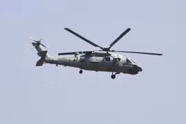 Trung Quốc giới thiệu trực thăng hải quân mới Z-20F, "nhái" MH-60R SeaHawk Mỹ