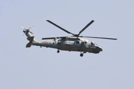 Trung Quốc giới thiệu trực thăng hải quân mới Z-20F, "nhái" MH-60R SeaHawk Mỹ