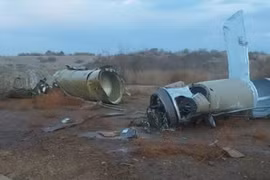 Mỹ quyết định viết lại lịch sử cuộc tấn công tên lửa của Iran vào căn cứ Ain al-Asad ở Iraq 