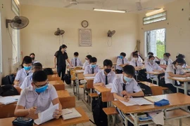 Hơn 23 nghìn học sinh lớp 12 Hải Phòng trở lại trường ôn tập