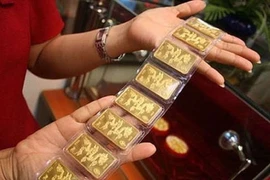 Quy định mới về mua bán vàng và USD