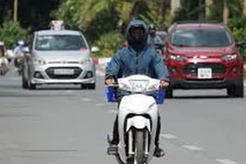 Đợt nắng nóng gay gắt đang diễn ra ở miền Bắc kéo dài bao lâu?