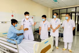 BV Đa khoa tỉnh Hòa Bình: 2 ngày cấp cứu 4 người bị rắn cắn