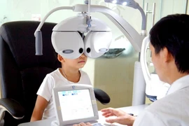 Việt Nam có khoảng 2 triệu người mù và thị lực kém