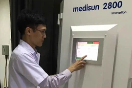 Phác đồ chiếu tia tử ngoại trị bệnh vẩy nến