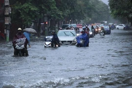 Thời tiết 15/8 ở miền Bắc, cần đề phòng lốc, sét và gió giật mạnh