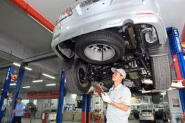 Đại lý Toyota mở cửa trở lại, tặng nhiều ưu đãi cho khách bảo dưỡng xe