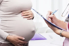 Đau thần kinh tọa do thoát vị đĩa đệm khi mang thai