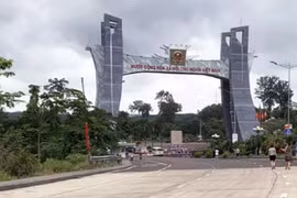 Cửa khẩu Quốc tế Lệ Thanh nối giữa tỉnh Gia Lai và tỉnh Ratanakiri (Campuchia).