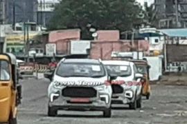 Ford EcoSport nâng cấp bất ngờ chạy thử trên phố