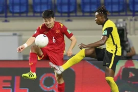 Đội tuyển Việt Nam sáng cửa đi tiếp hơn UAE, Trung Quốc