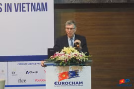 Lãnh đạo EuroCham kêu gọi đẩy nhanh tiến trình tiêm văcxin ngừa Covid-19
