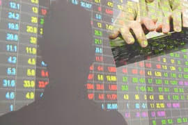 Chứng khoán "tắm đỏ": Đau vì mất tiền, ức chế với hệ thống!