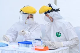 'Chậm một giây làm xét nghiệm sẽ khiến cả nước lo âu'