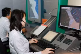 Chia sân bay Tân Sơn Nhất thành 2 phân khu điều hành bay riêng biệt