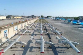 Hải quân Iran nhận gần 200 UAV và trực thăng hiện đại