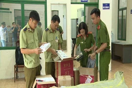 Lộ đường dây buôn lậu bánh trung thu Trung Quốc siêu lợi nhuận