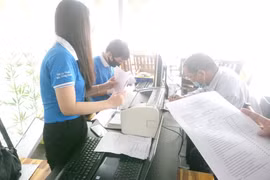 TPHCM: Gỡ vướng thủ tục, tăng tỷ lệ hồ sơ trực tuyến