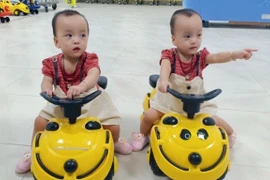 Trúc Nhi, Diệu Nhi tái khám lần đầu tiên