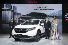 Honda CR-V 7 chỗ vừa ra mắt, giá dưới 1,1 tỷ đồng