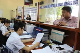 Một cải cách nhưng hai ba điểm khác kéo lại